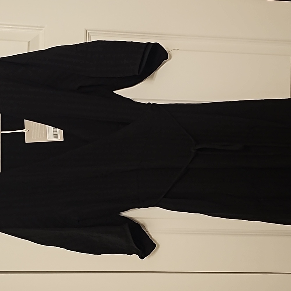 Everlane Wrap Dress - Picture 3 of 8